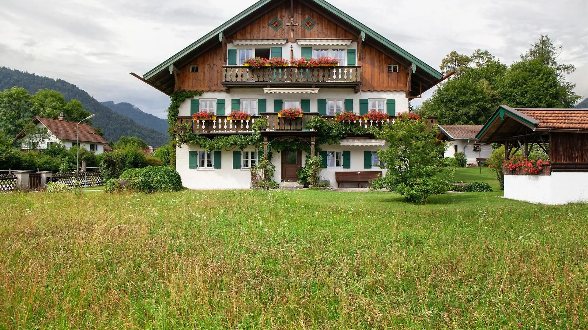 Ferienwohnung Reschbergwies'N Farchant Apartment