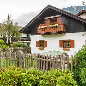 Reschberg Apartment